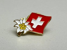 Charger l&#39;image dans la galerie, Pin Edelweiss avec drapeau suisse
