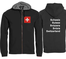 Carica l&#39;immagine nel visualizzatore di Gallery, Kapuzenjacke Unisex Schwarz mit Schweizerkreuz Patch und Text Schweizer Pass
