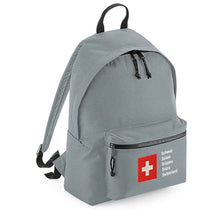 Charger l&#39;image dans la galerie, Rucksack Easy in Grau mit Schweizerkreuz und Schweizer Pass Design
