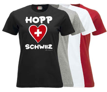 Lade das Bild in den Galerie-Viewer, T-Shirt Damen in 4 Farben mit Hopp Schwiiz und einem roten Herz mit Schweizerkreuz
