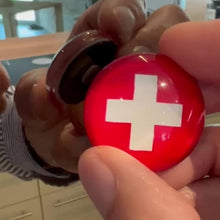 Carica e avvia il video nel visualizzatore di galleria, Magnet Schweizerkreuz
